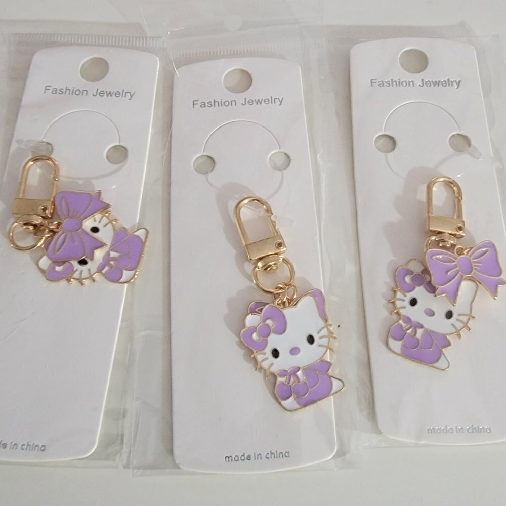 Hello Kitty Assorted Charm Key Rings Bag Candy Jewelry Keychain NWT - Picture 4 of 13